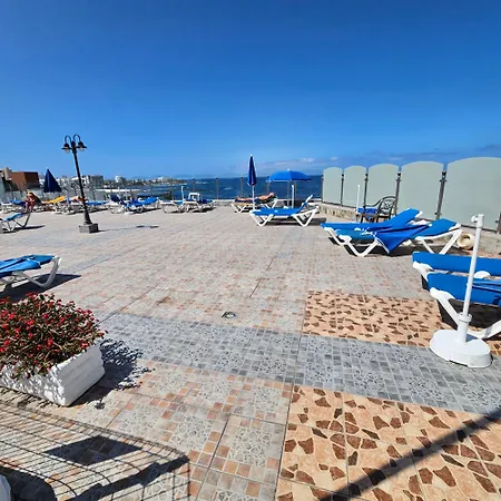 아파트 Stunning 2 Bedroom Penthouse With Sea View K213 아데제