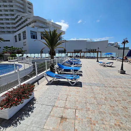 Stunning 2 Bedroom Penthouse With Sea View K213 아파트 아데제
