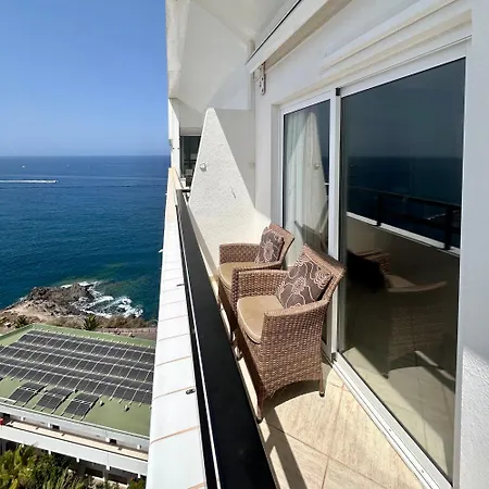 아파트 Stunning 2 Bedroom Penthouse With Sea View K213 아데제
