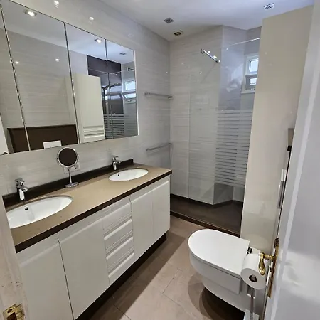 Stunning 2 Bedroom Penthouse With Sea View K213 * אדחה