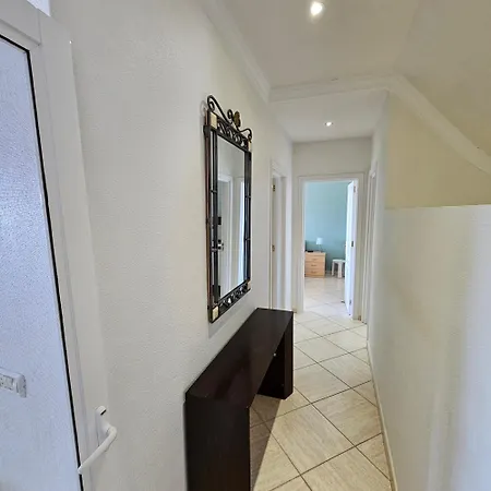 Stunning 2 Bedroom Penthouse With Sea View K213 דירה